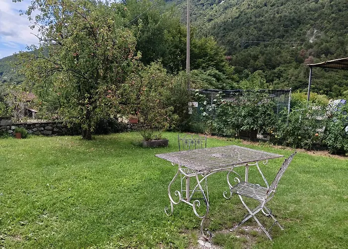 Semesterbostad La Casetta Basso Nove